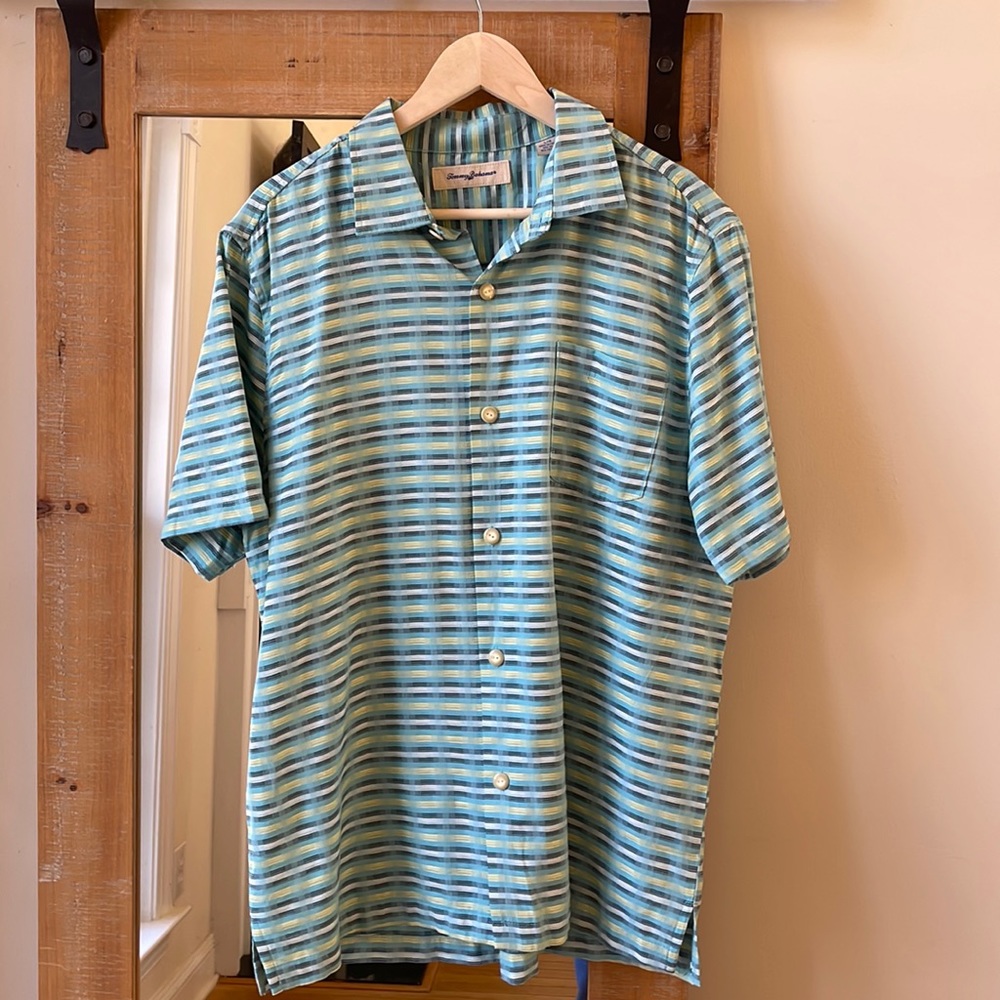 Tommy Bahama Pixel in Paradise Camp Shirt Size L